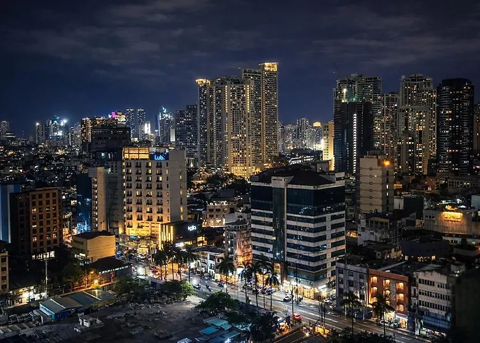 Comfy Staycation Makati And Pool Access Apartamento Manila
